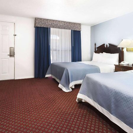 Travelodge By Wyndham Las Vegas Nm Luaran gambar